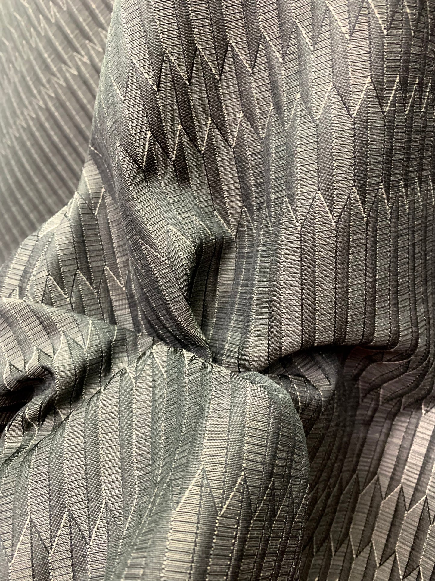 Geometrinen sisustuskangas