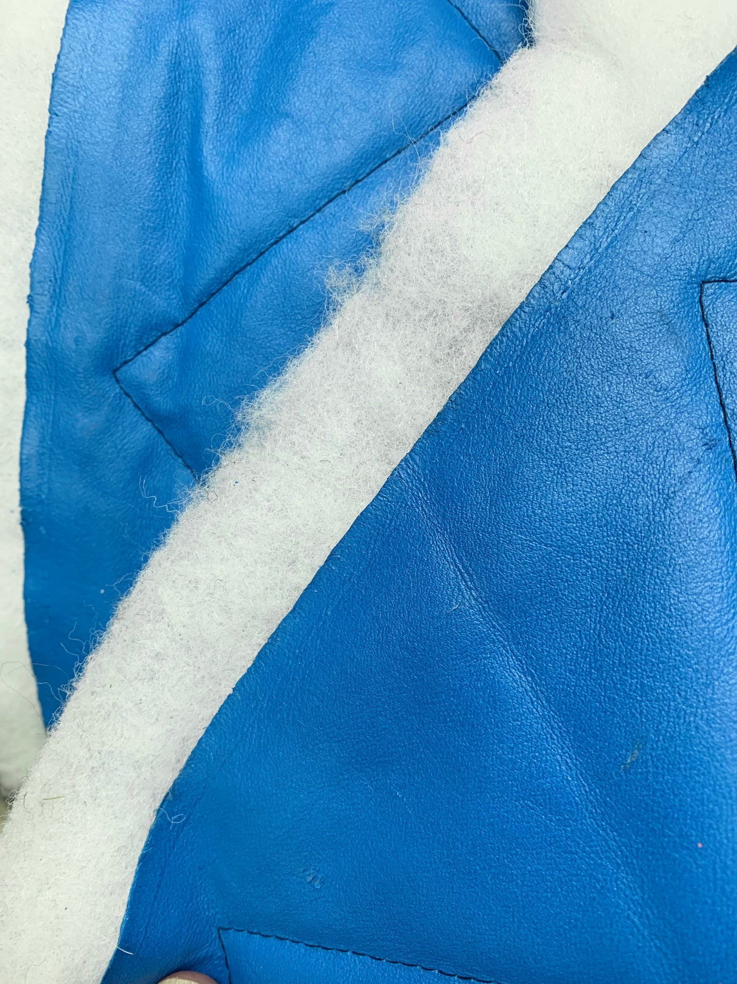 Tekonahkainen tikkikangas