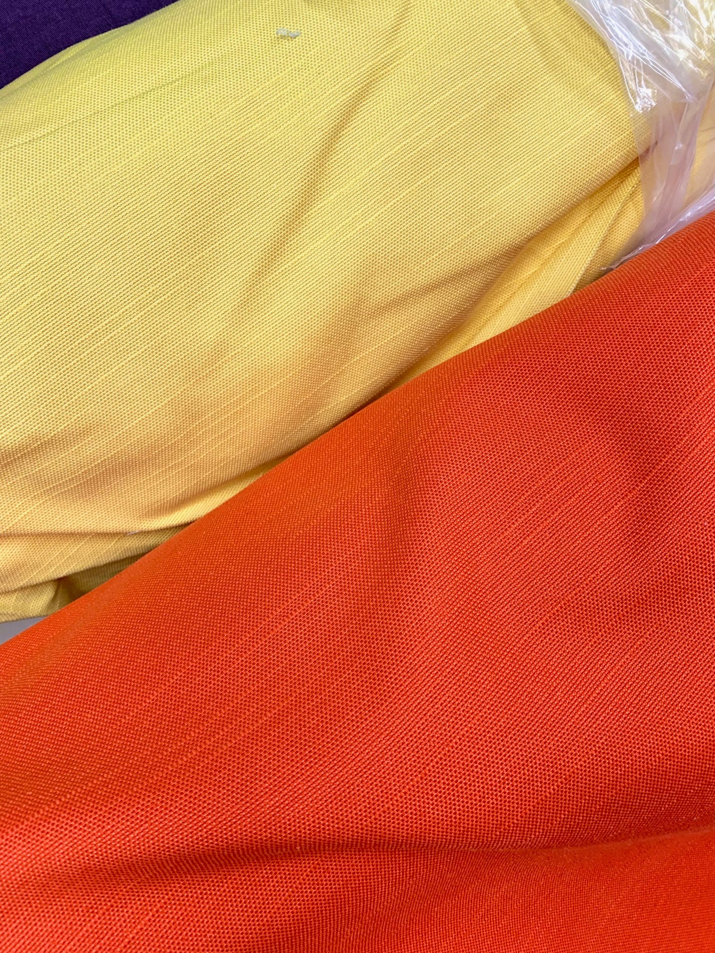 Oranssi verhoilukangas