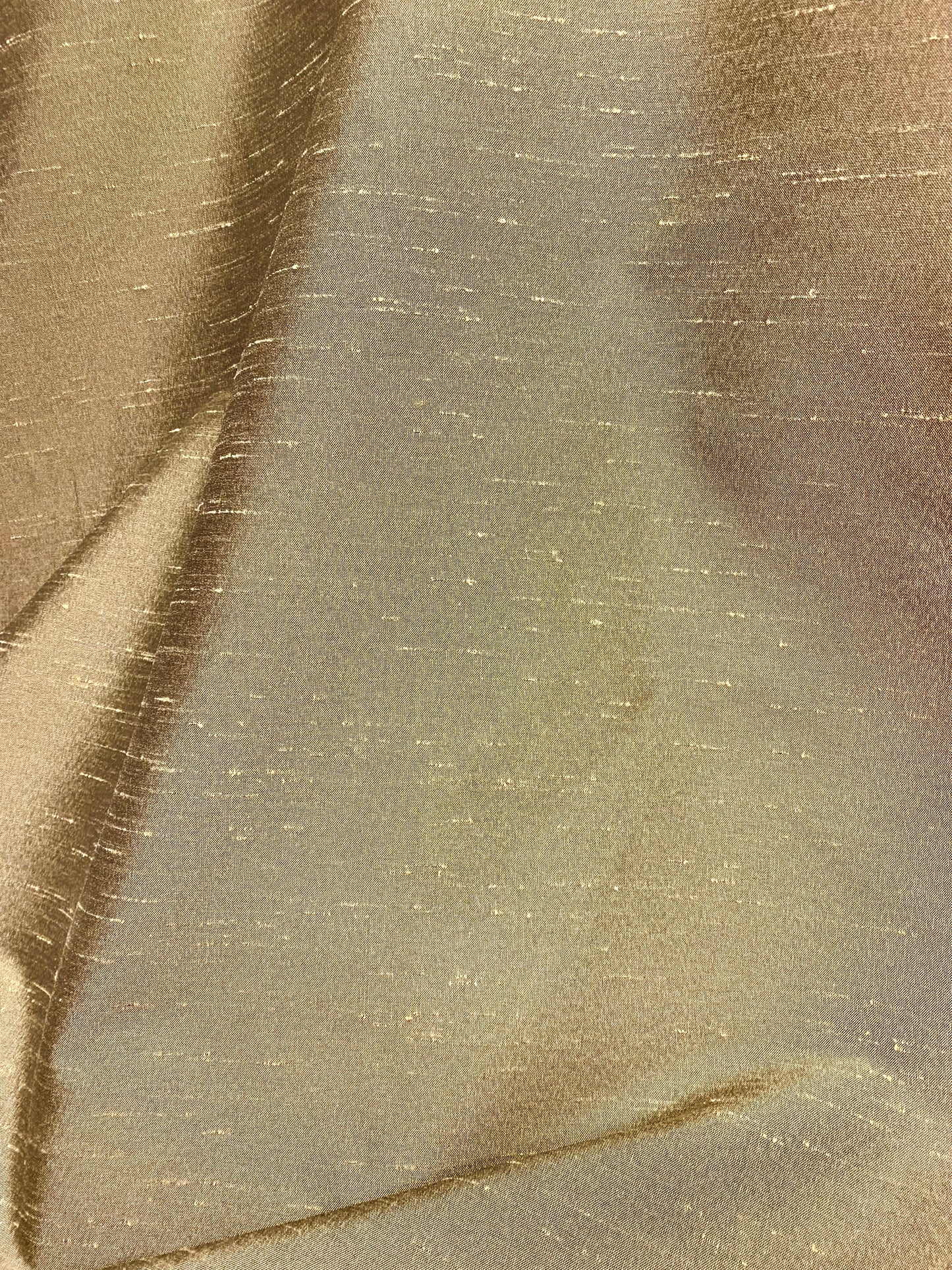 Kultainen sisustuskangas